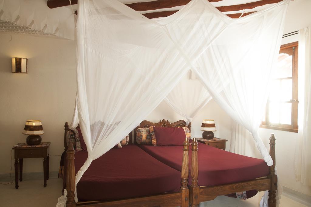Crystal Bay Resort Watamu Esterno foto