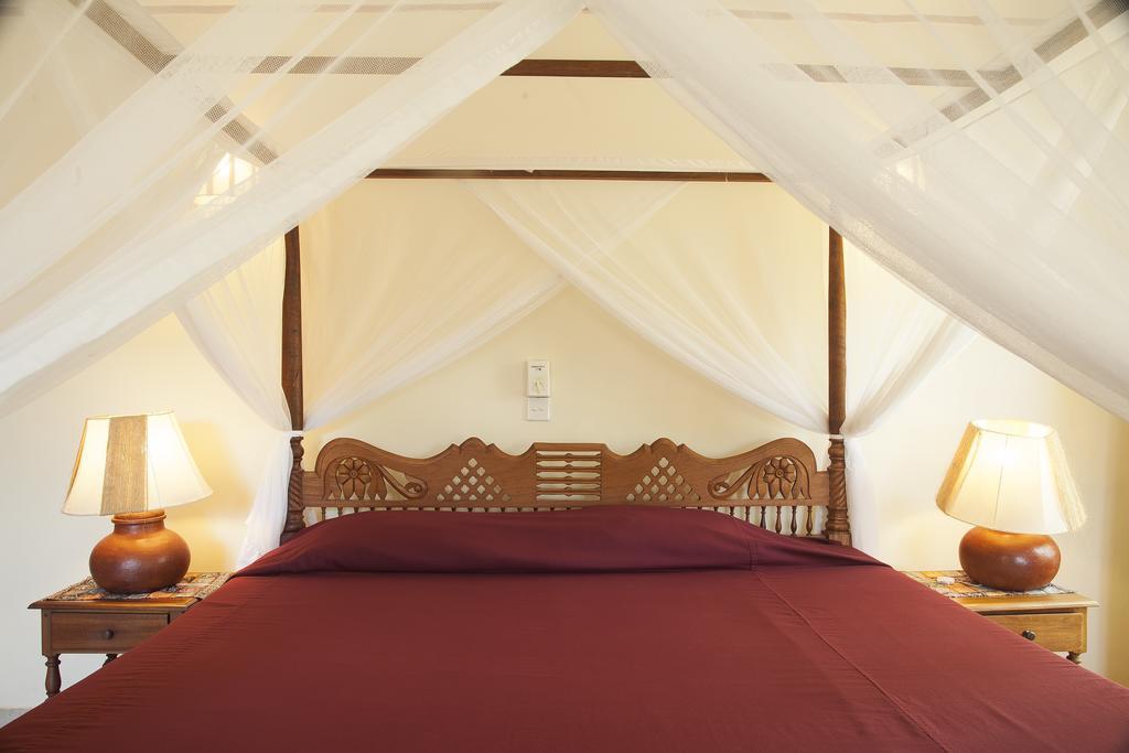 Crystal Bay Resort Watamu Esterno foto