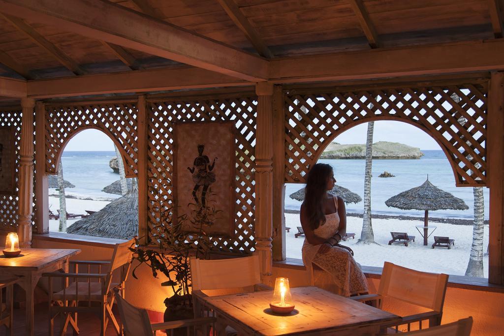 Crystal Bay Resort Watamu Esterno foto