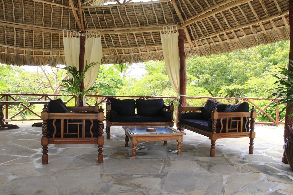 Crystal Bay Resort Watamu Esterno foto