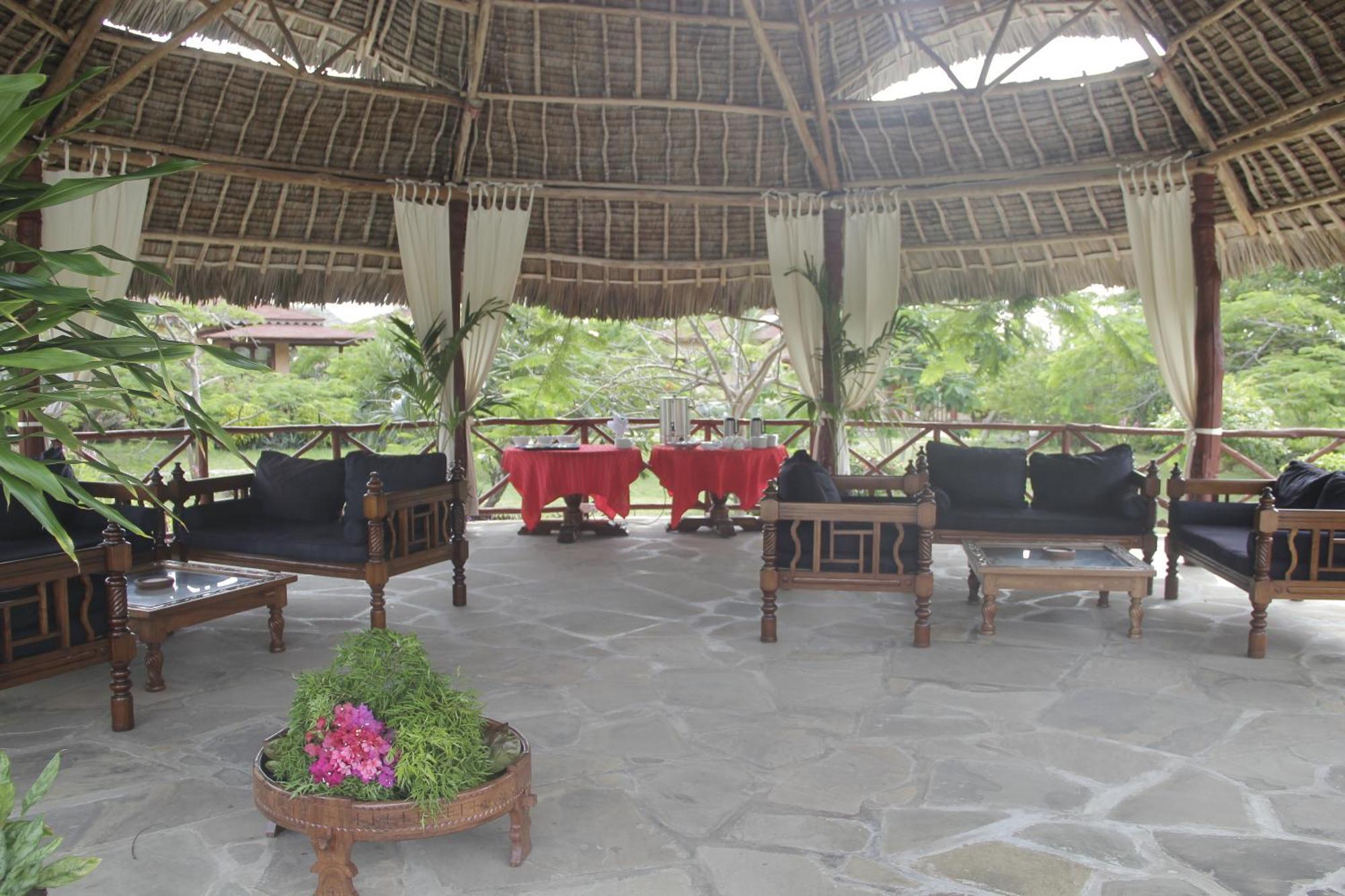 Crystal Bay Resort Watamu Esterno foto