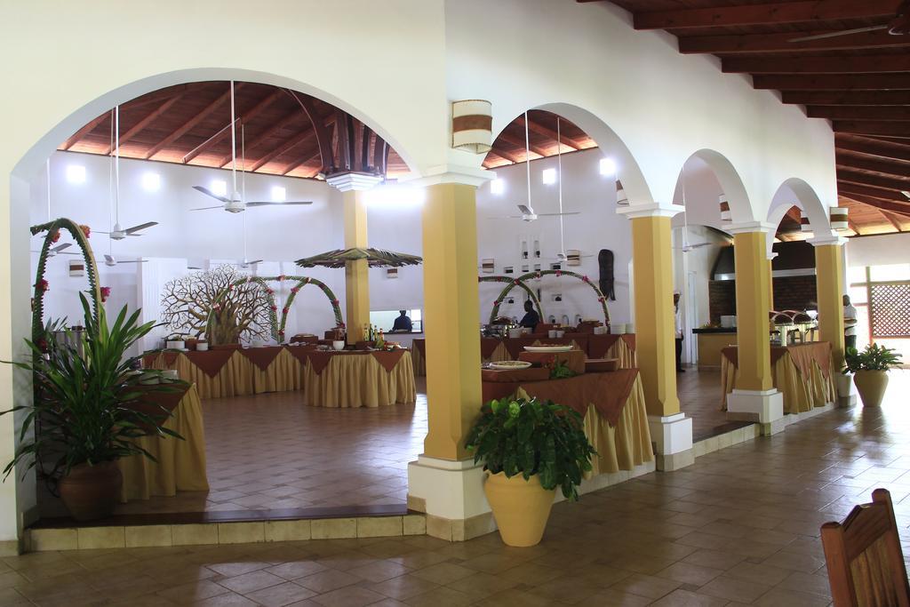 Crystal Bay Resort Watamu Esterno foto